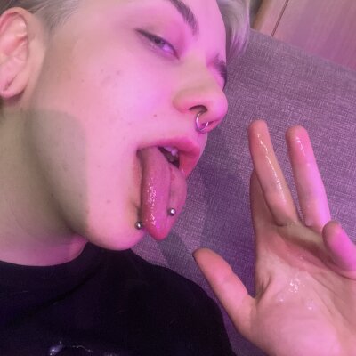 horny_kitsune from stripchat