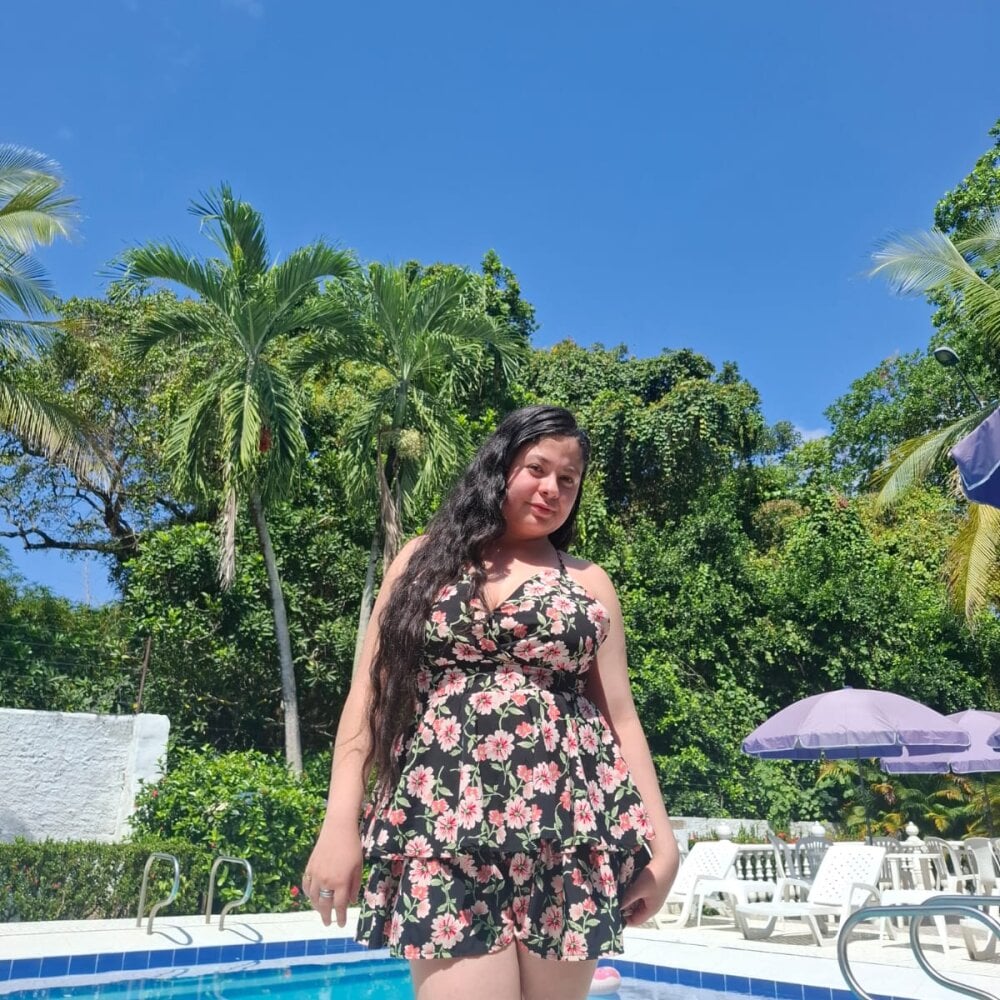 livestrip-joy.com greiccy_20 livesex profile in new-girl-at-the-supermarket-checkout cams