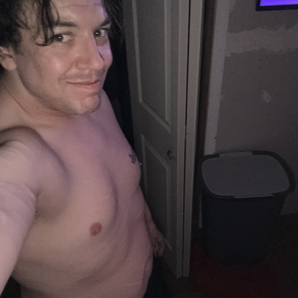 crowvxraven from stripchat