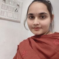 RAYI_Queen_1's webcam live show