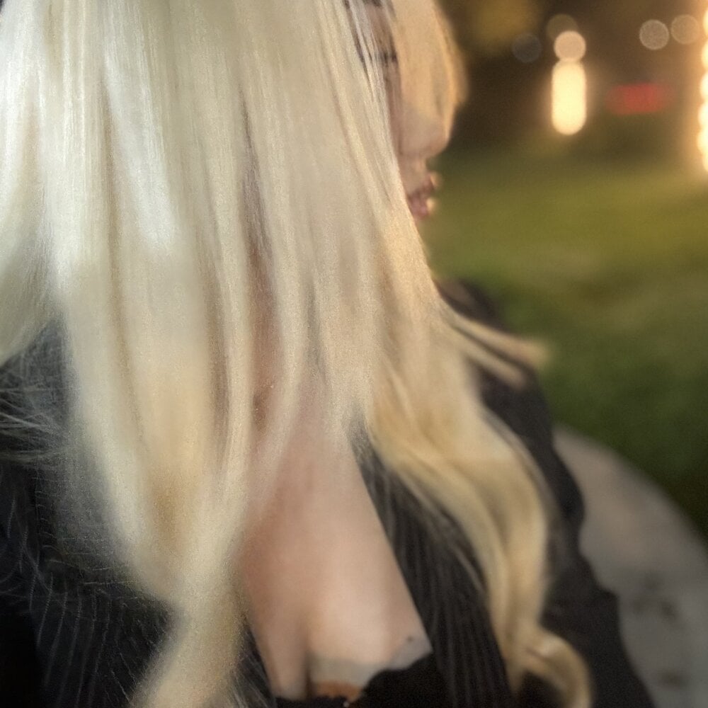 ruskalida from stripchat