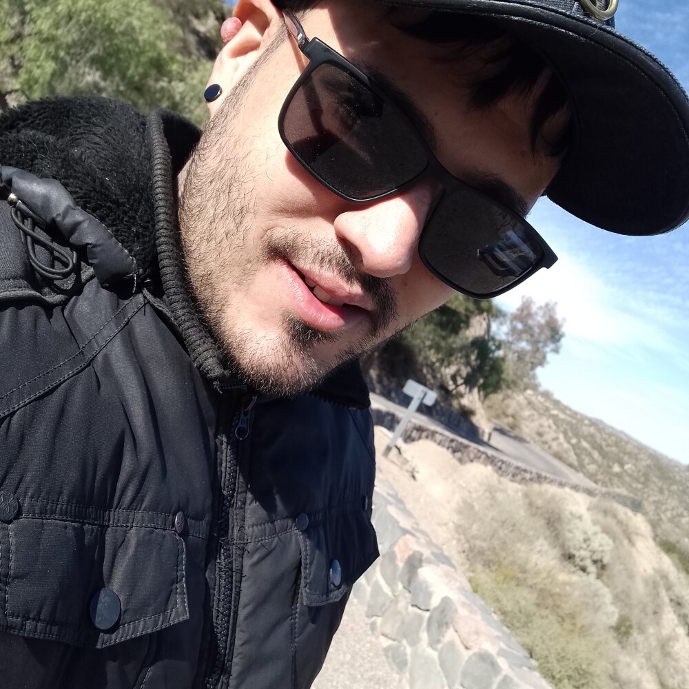 gastongimenez95's Offline XXX Chat