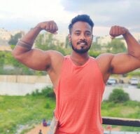 indiandesiguys2023's Offline XXX Chat