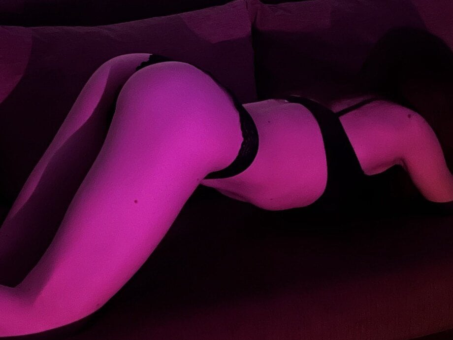 ssskitty: офлайн-секс-чат