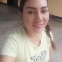 smallanabella21's Offline Chat Room