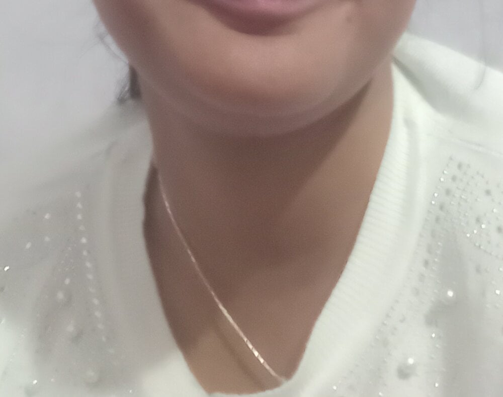 stripchat cute--aditi webcam profile pic via xxx-topcamgirls.com