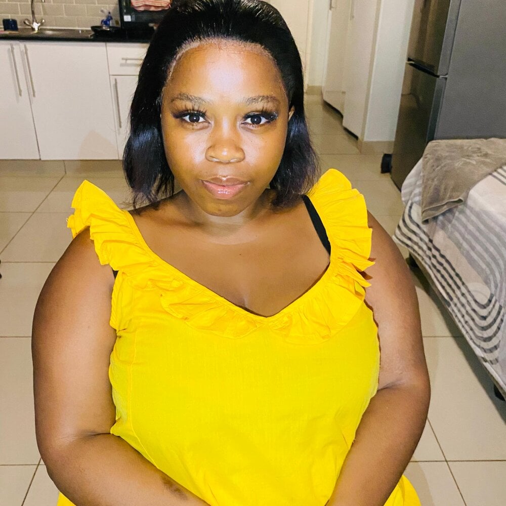 pulutuuuuu webcam profile - Sri Lankan