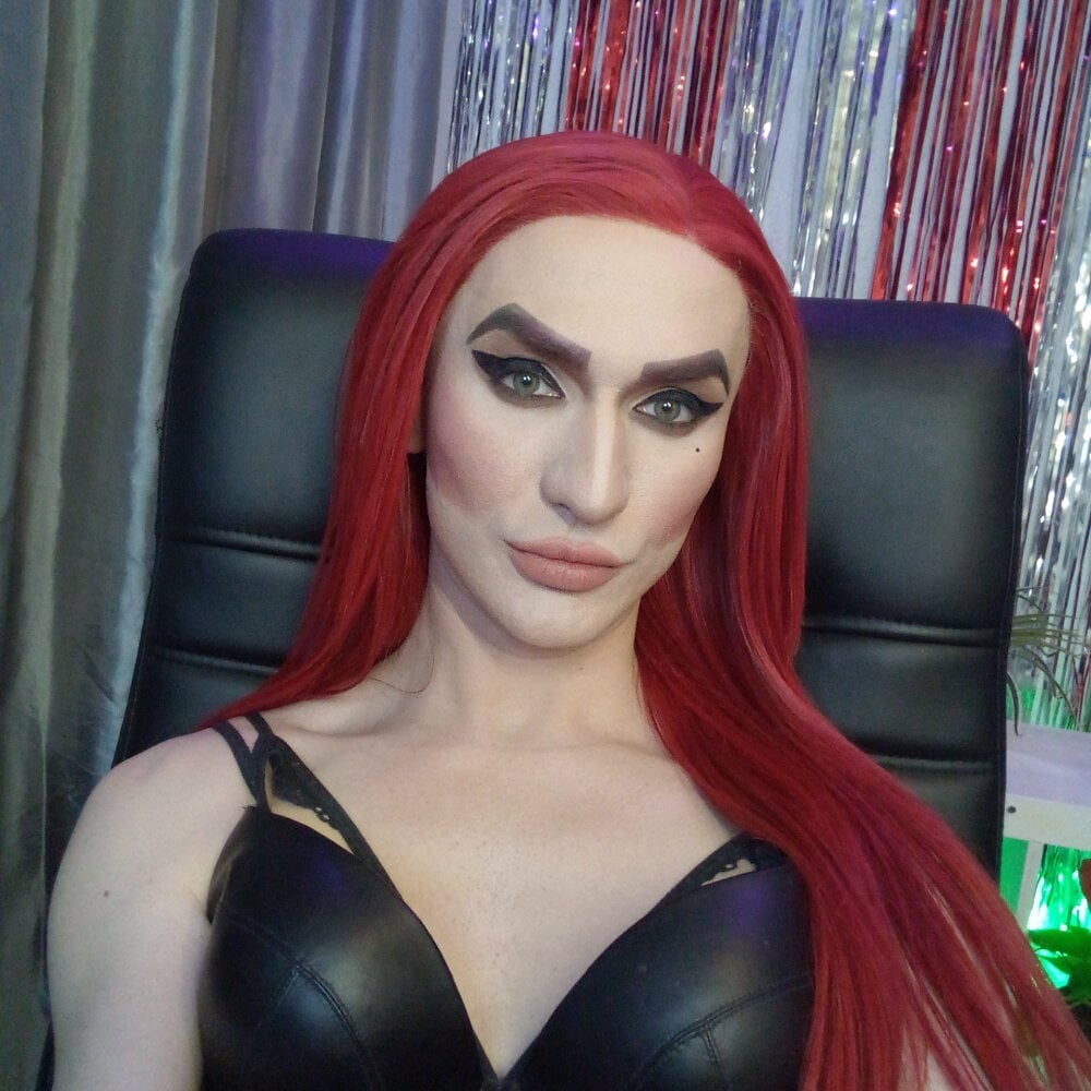 Cristal_Connors' Offline XXX Chat