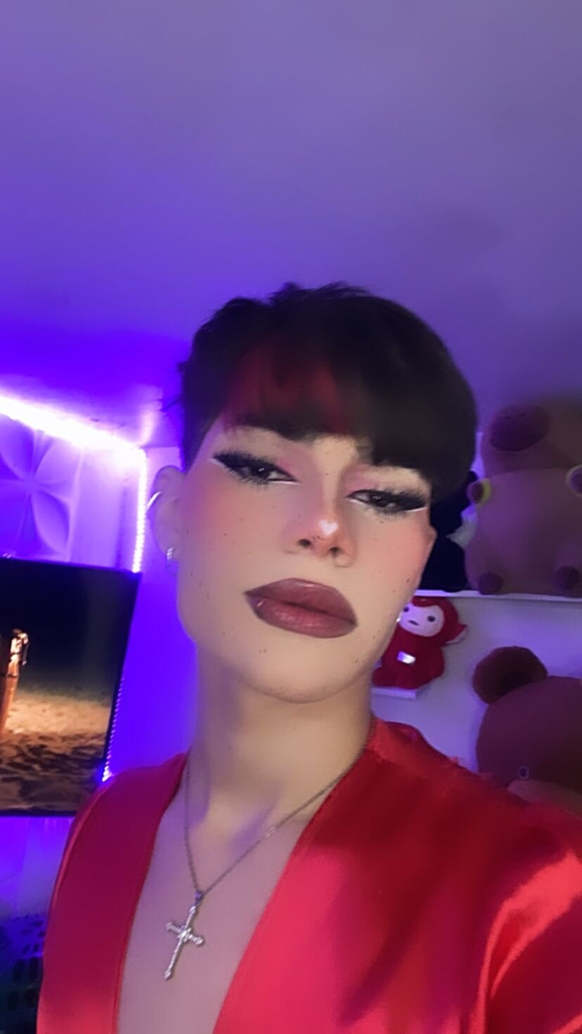 Saorii_Laszlo