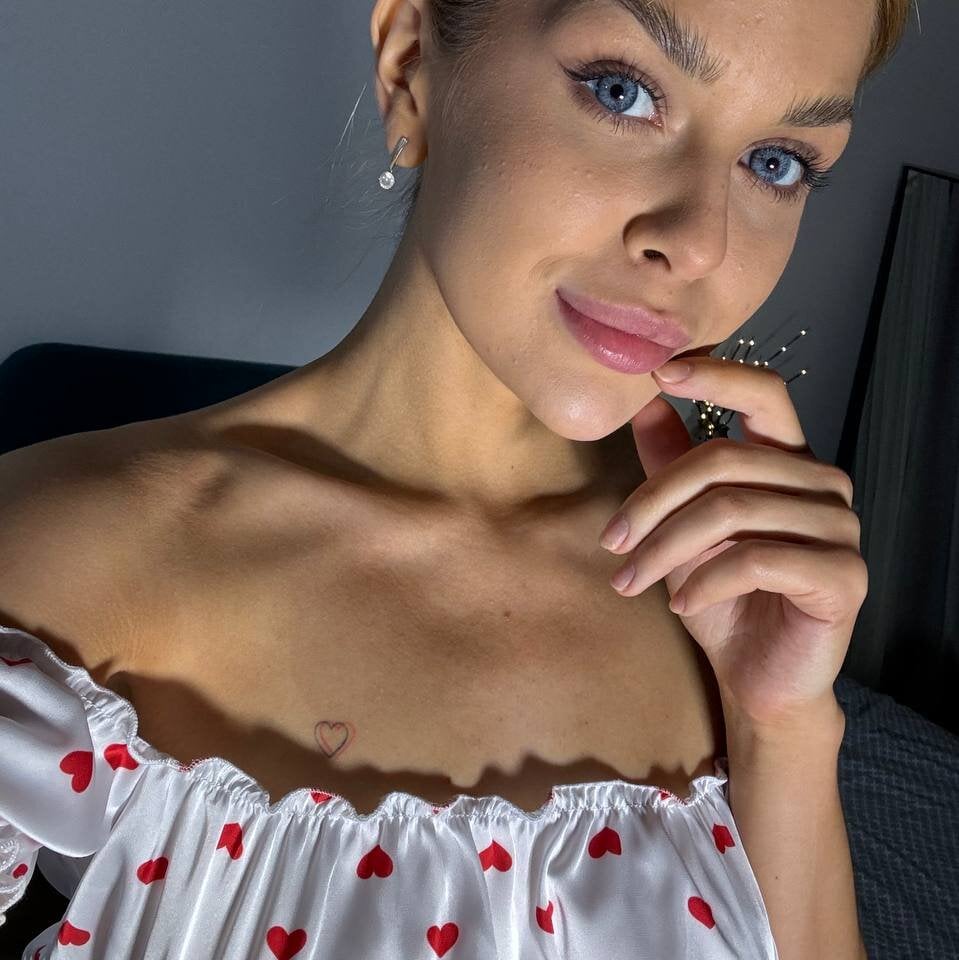 youur_sweetheart from stripchat