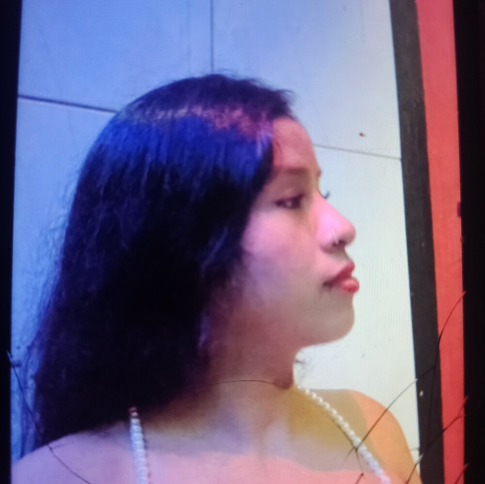 sexcam-girls.com alka0790 livesex profile in spanish cams