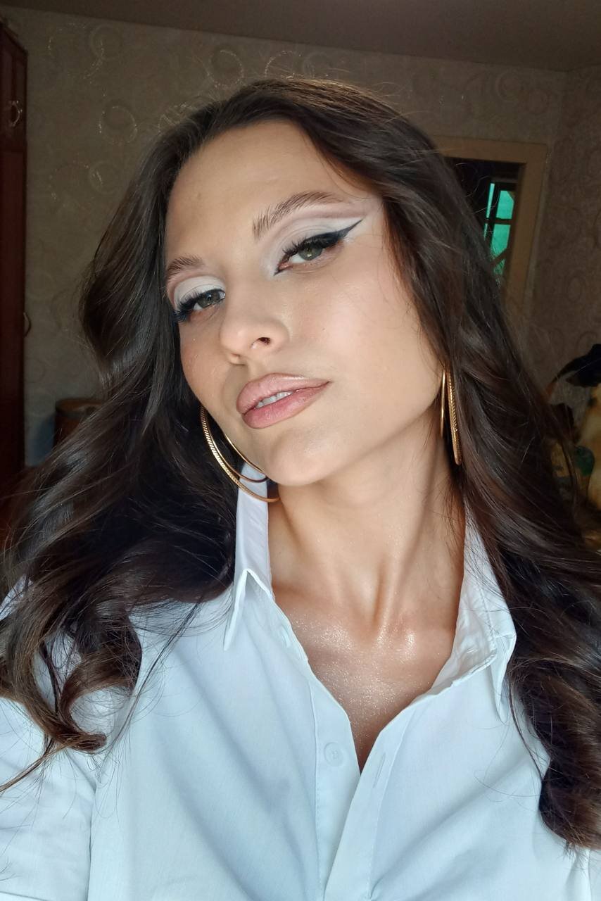 LeslieSvilti