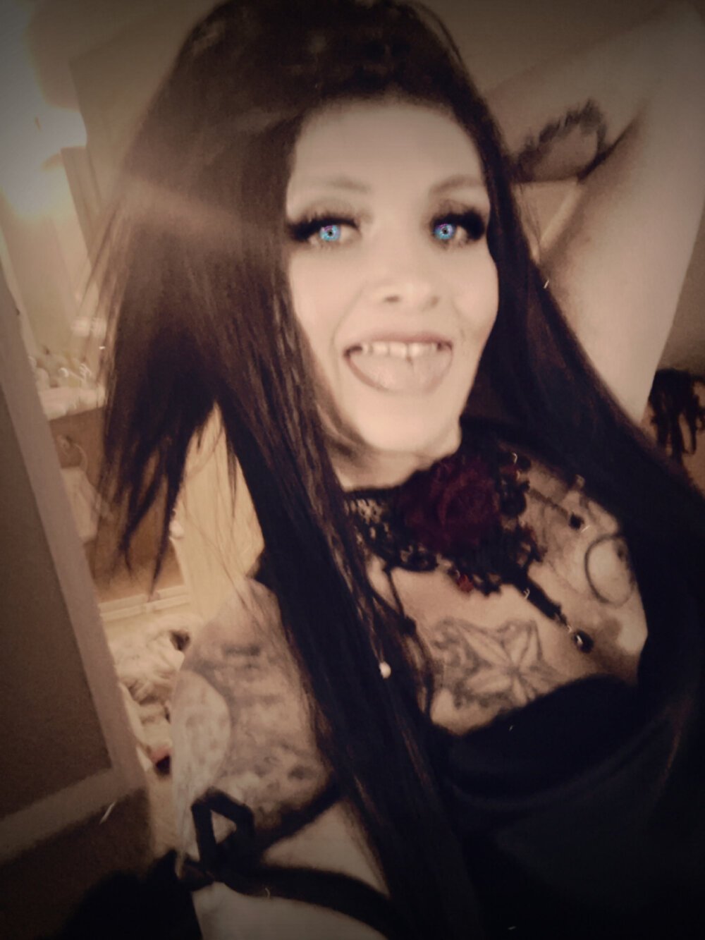 Starzzinmyeyez4ever Cameră chat offline