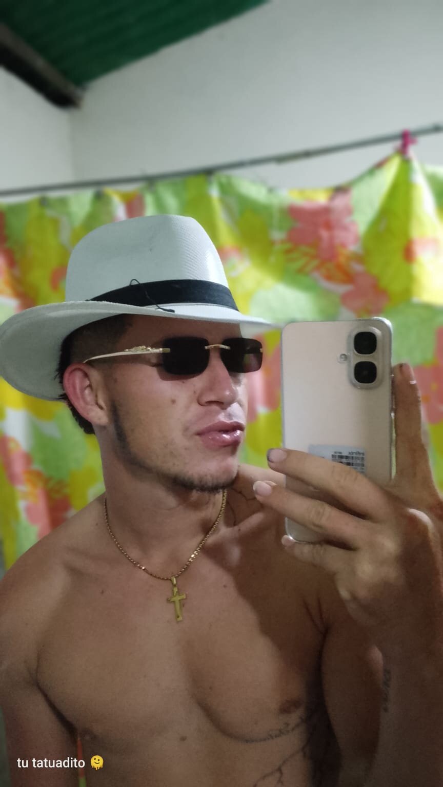 SteelAdonis_