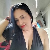 sensual_Asly's Offline Chat Room