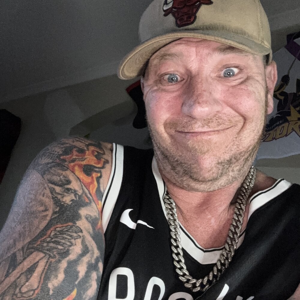 randydandy23 from stripchat