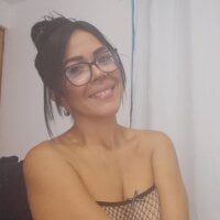 alejandralatina's webcam live show