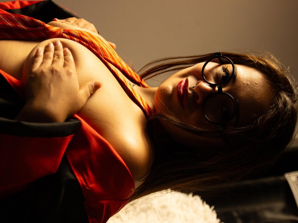 sara-lopez1 profile