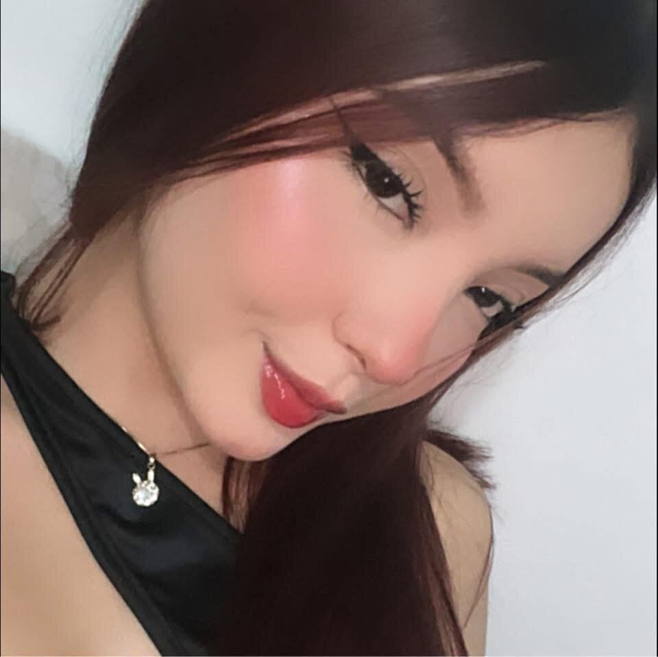 clarise_hall3 webcam profile - Romanian