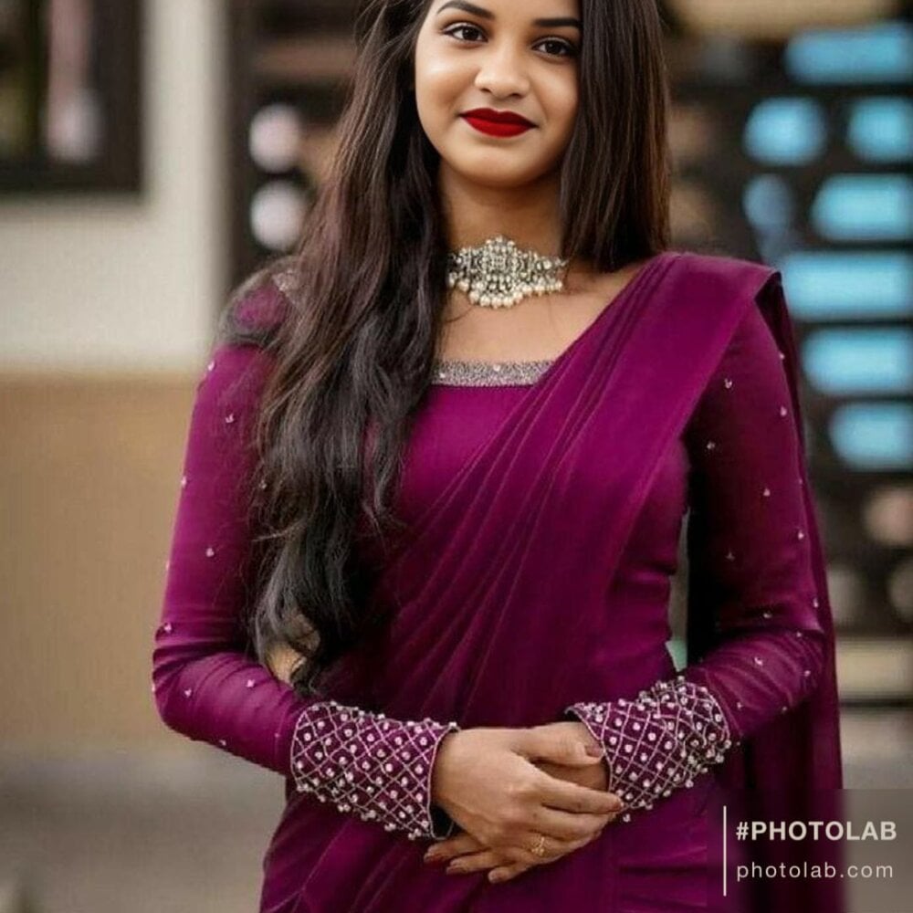 stripchat tamil_hot_pooja webcam profile pic via livesextrans.com