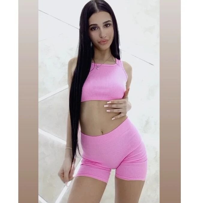 Live sex webcam photo for sophiebabyy1 #289230476