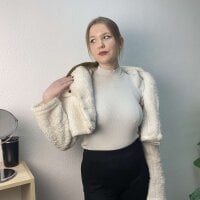 ThereseThomas' Offline Chat Room