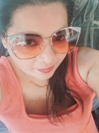 Sexy-Lara-69