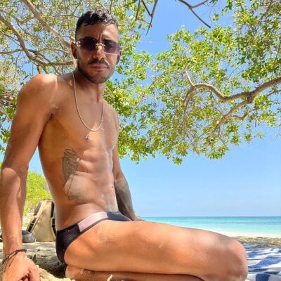 Tom_colinn - Stripchat Cam2cam Oilshow Smoke Boy 