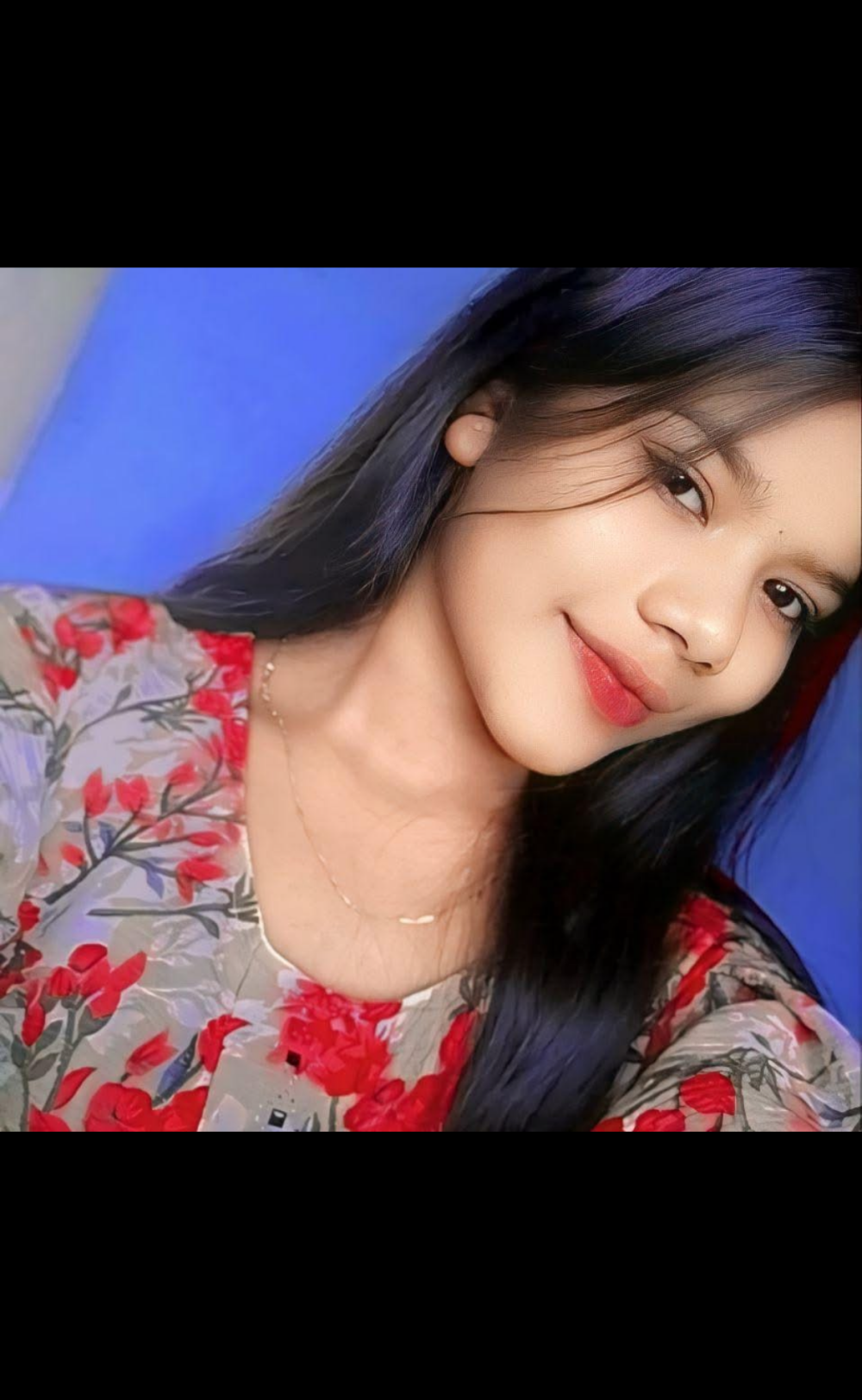 Cam girl Aarti-kumri