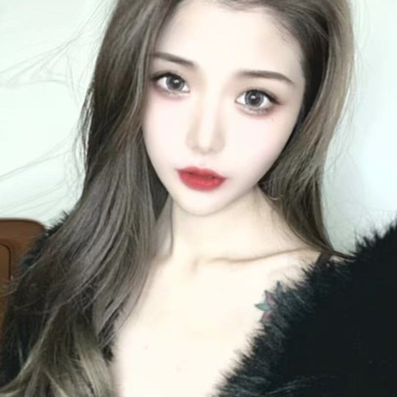 Stunner-001 live cam model at StripChat