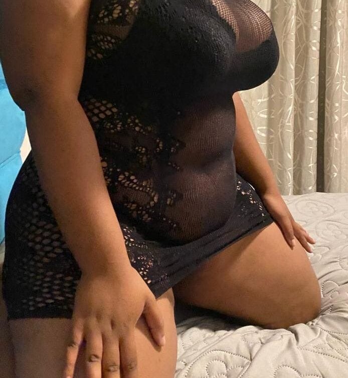 FoxyClose's most recent online preview
