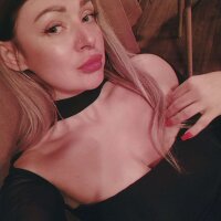 SylviaWhitehead's Offline XXX Chat