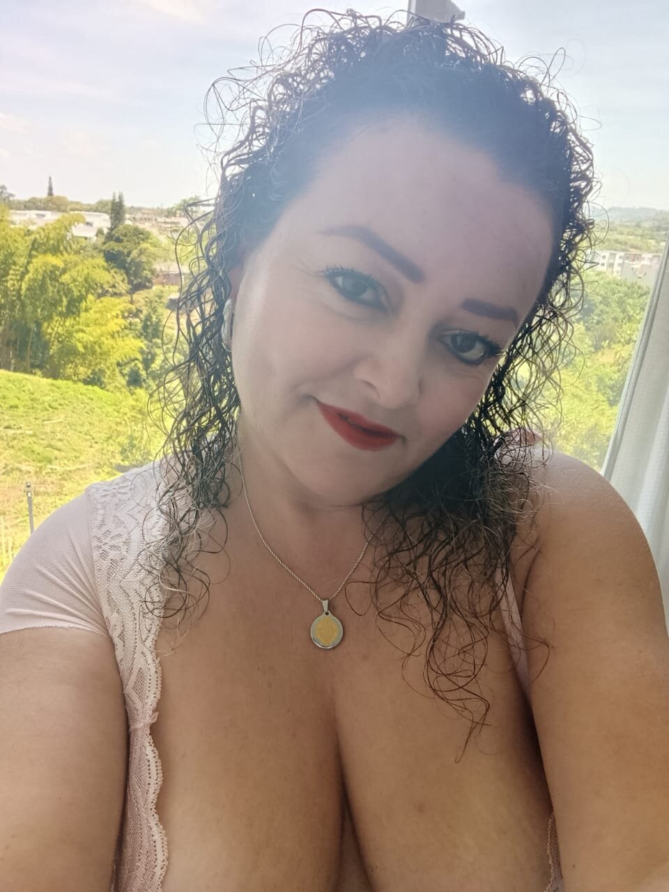 Nikoll12