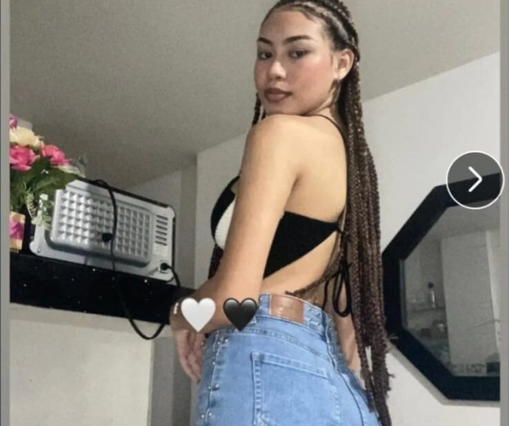 livestrip-joy.com kamelyalenan livesex profile in i-am-from-europe cams