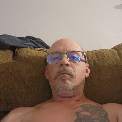 Chris8827