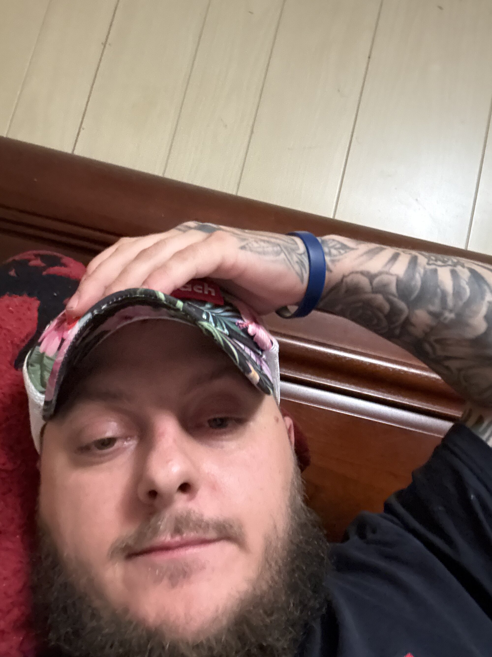 Peteyp98 live webcam