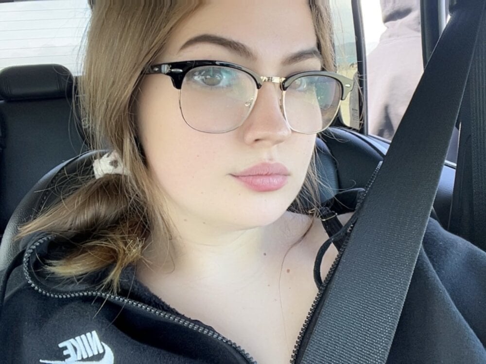 stripchat daddysthickem webcam profile pic via badgirlwebcam.com