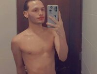 XXX_Chriss' Offline XXX Chat