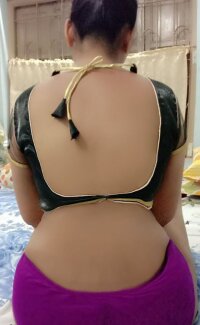 Dipa---Rani's Offline Chat Room