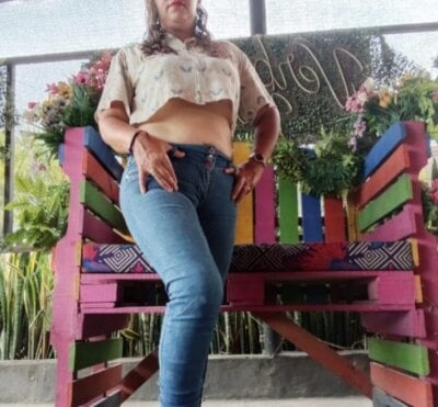 Luna_Naughty1