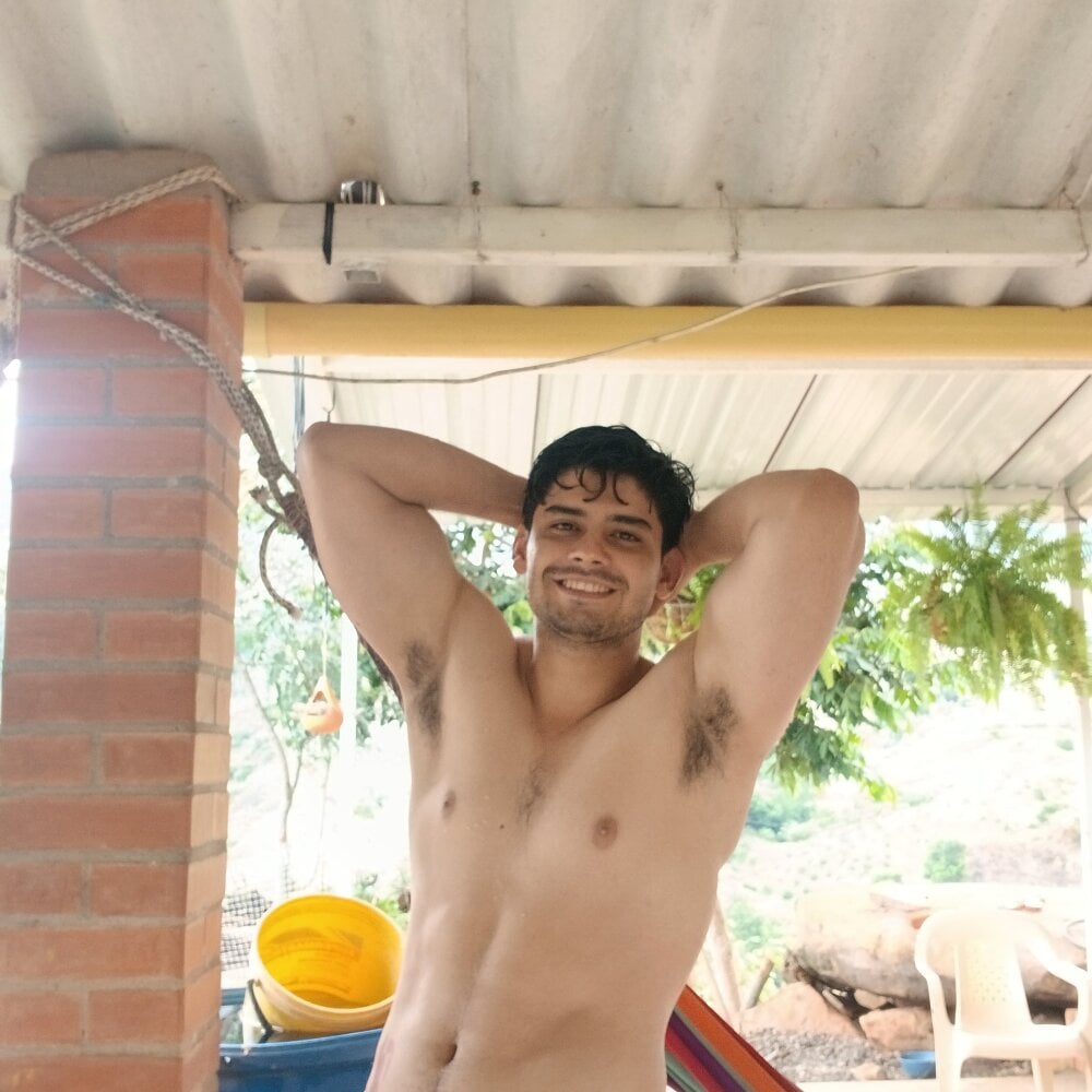 fromero27 from stripchat