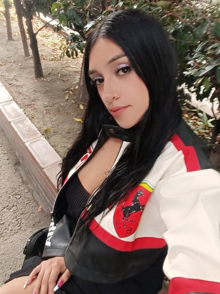 mega-camsex.com aphrodyte_ch livesex profile in latino cams
