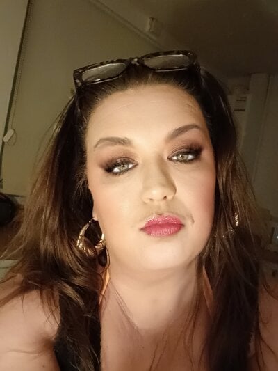 Nova-WiseX on StripChat