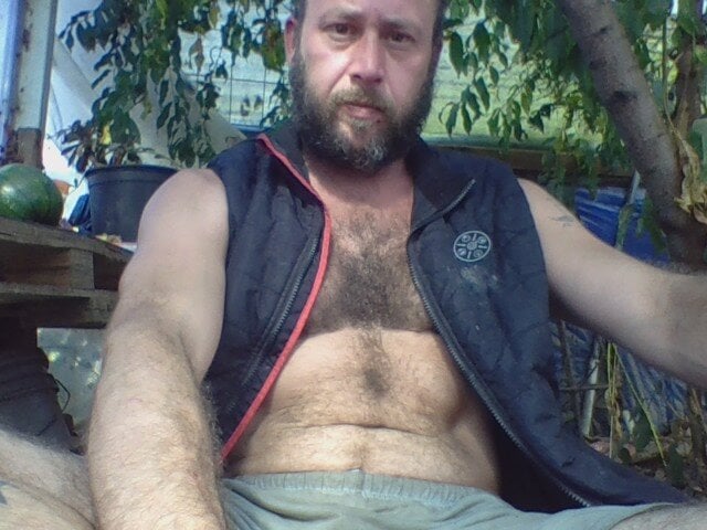 callmeunderhung from stripchat