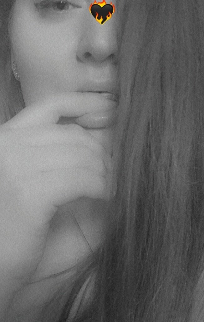 Nataly_cute Chat Room offline