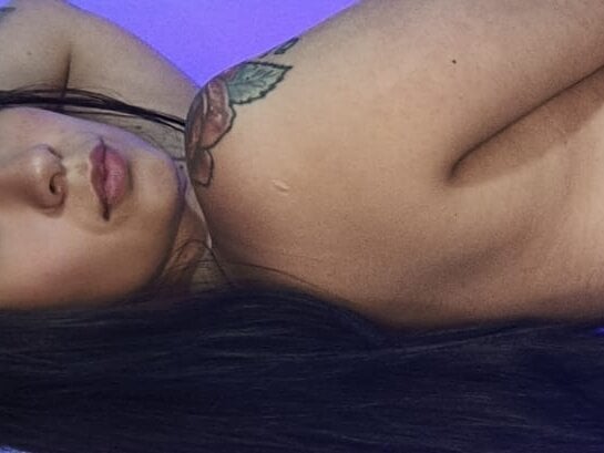 livesex.fan allyson_garcia livesex profile in nylon-country-please-dont-ask cams