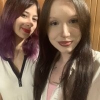 PrimroseFreestone's Offline Chat Room