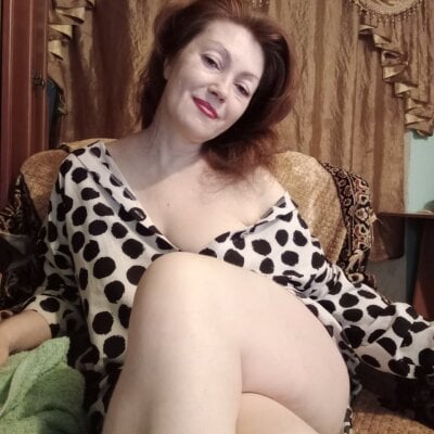 Madame-Butterfly - Stripchat Glamour Lovense Best Girl 