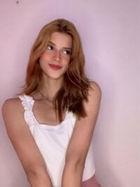 Watch Nora_Vennucci's Live Sex Show