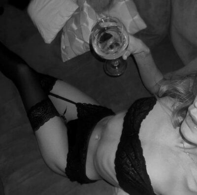 EvaToniz on StripChat